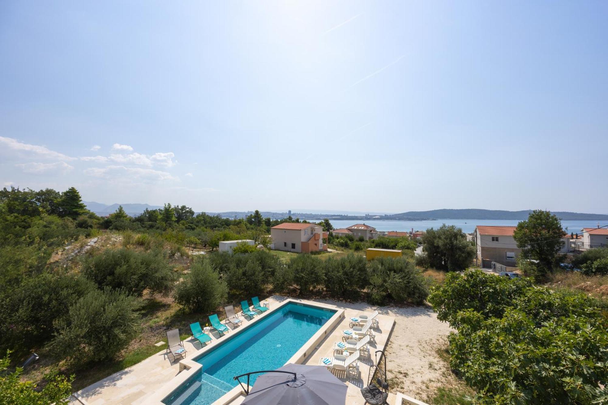 Casa Felice Apartments-Holiday Home Kaštela 外观 照片